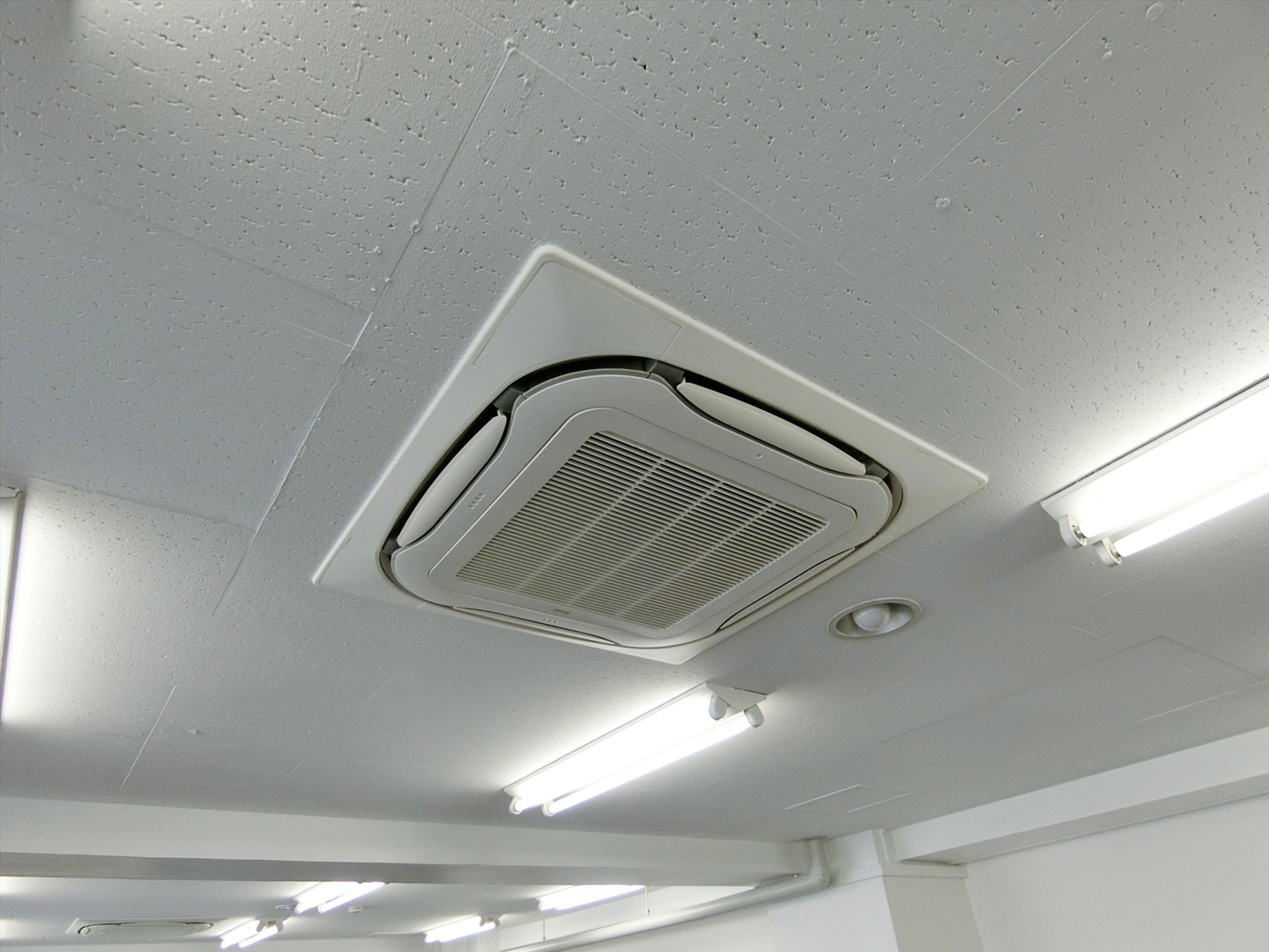 空調吹き出し口