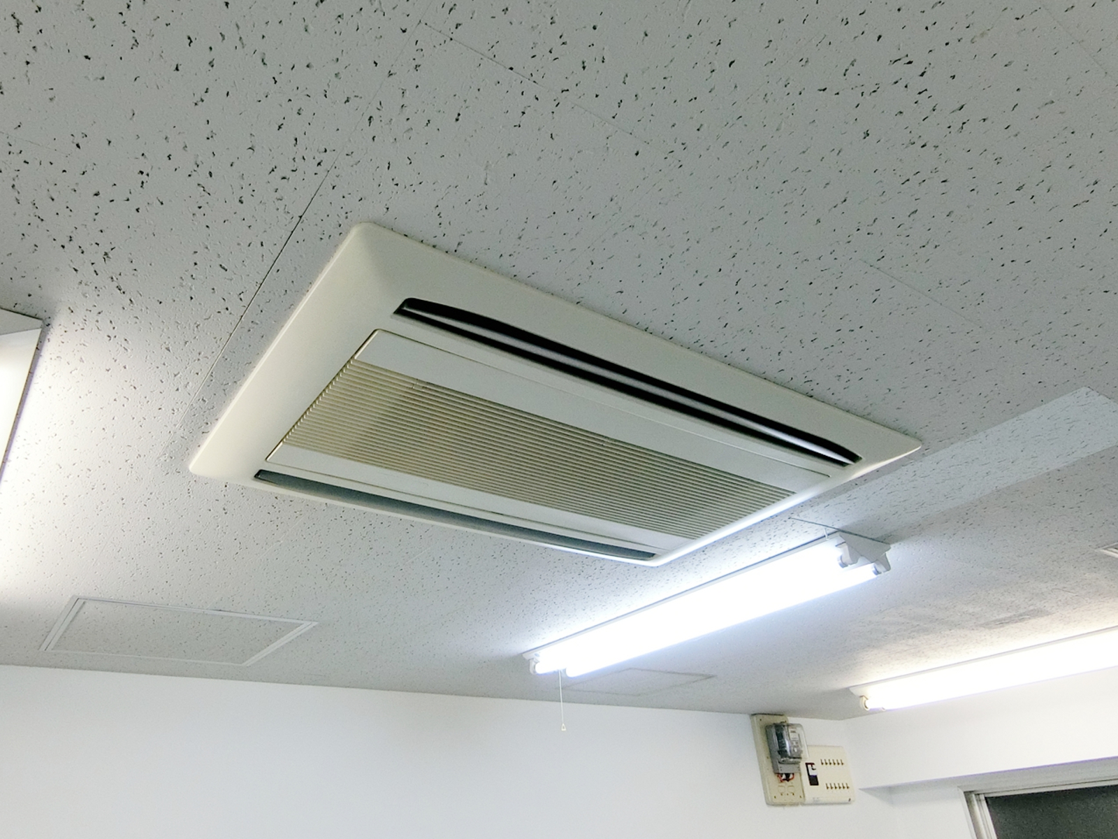 空調吹き出し口