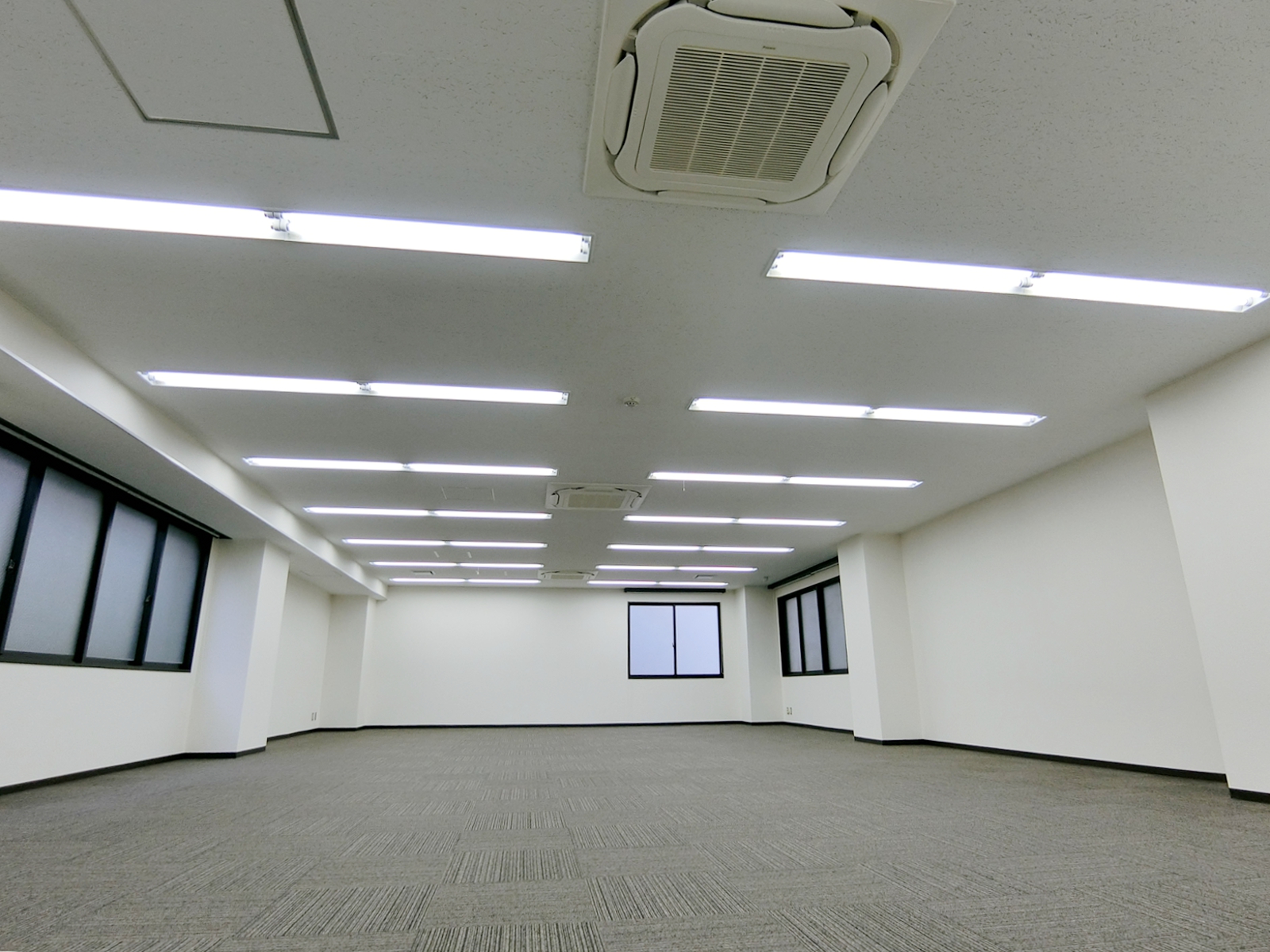 オフィス室内参考画像（5階）