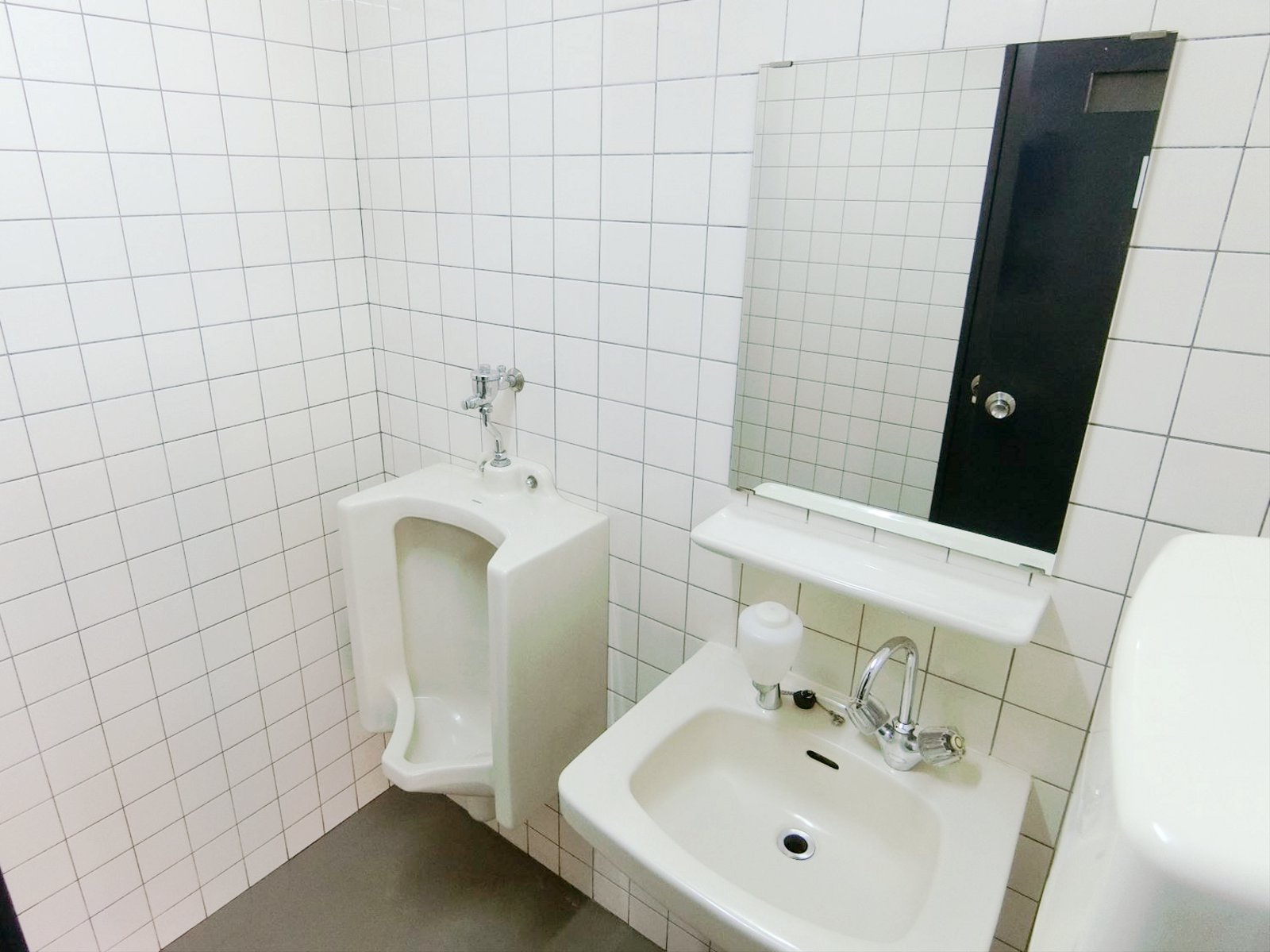 男性用トイレ