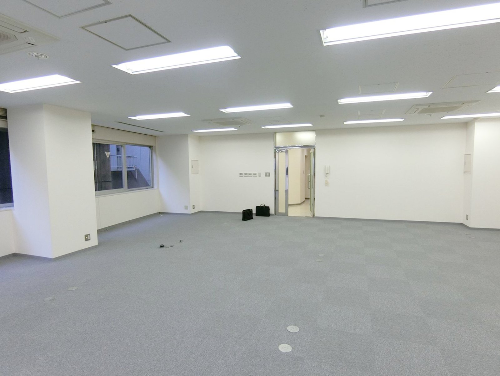 別角度からの様子