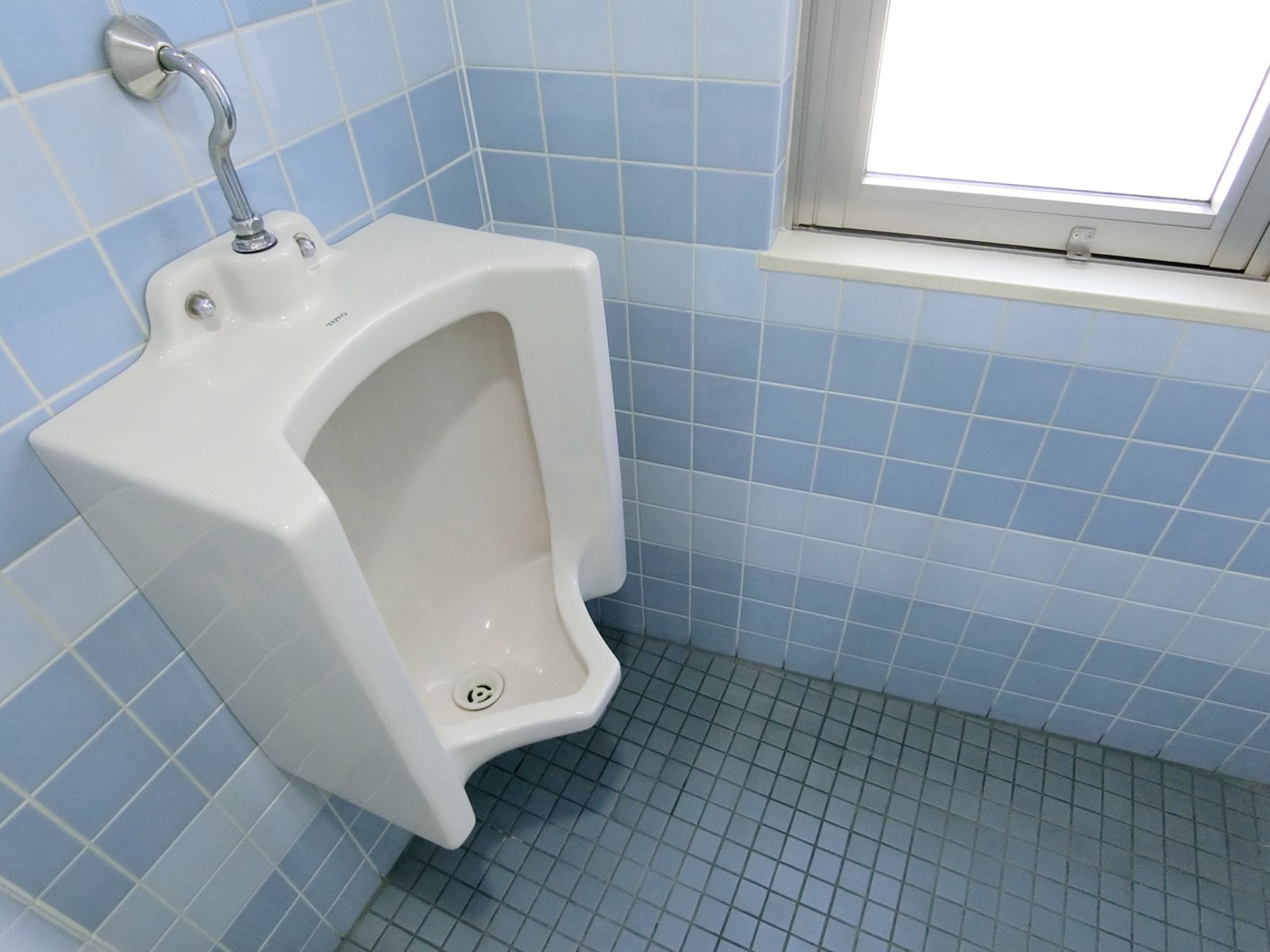 男性用トイレ