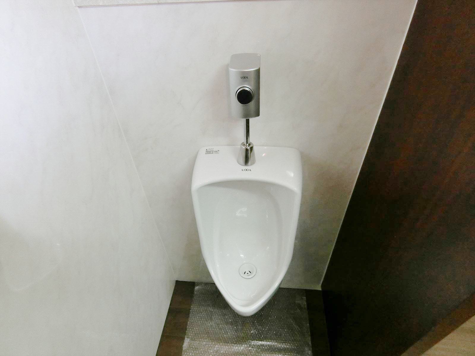 男性用トイレ
