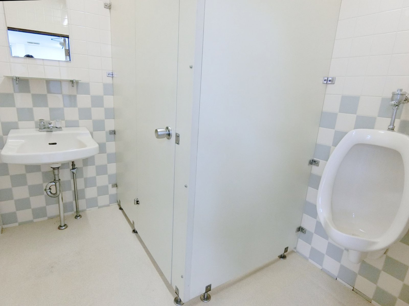 男性用トイレ