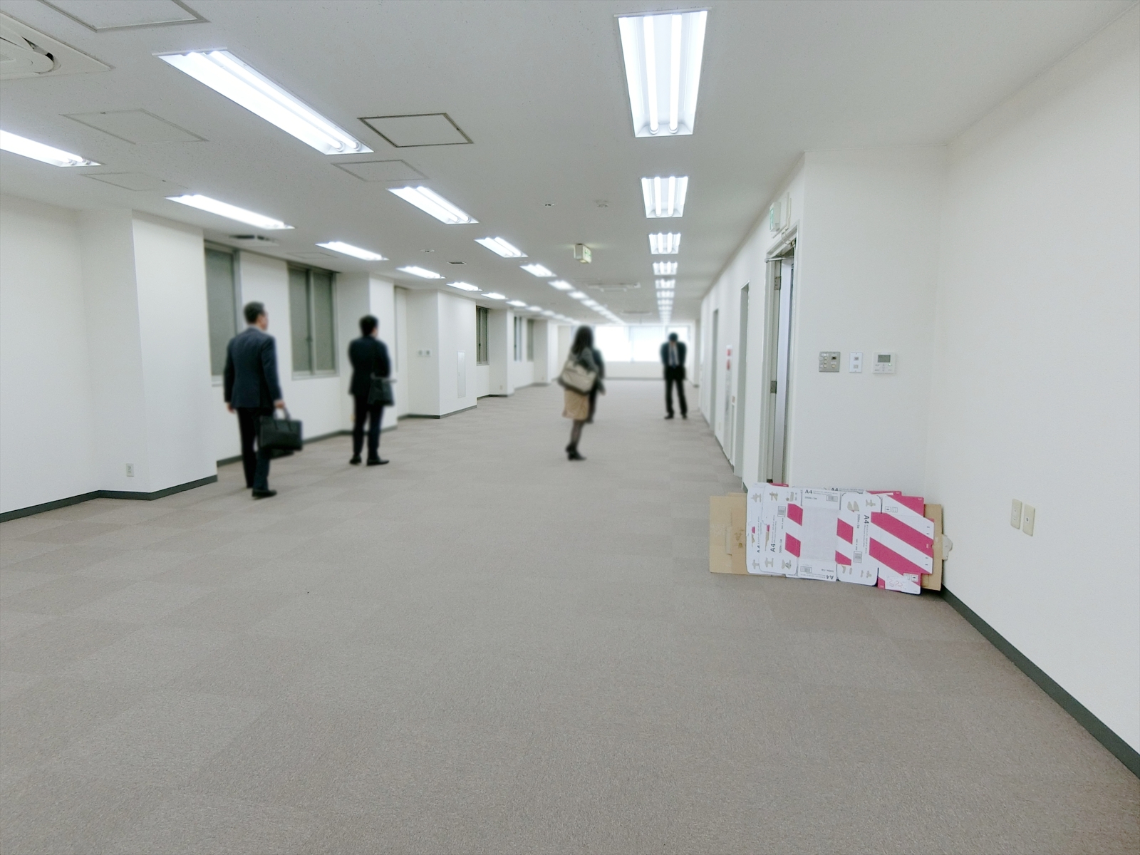 オフィス室内参考画像(※7階)