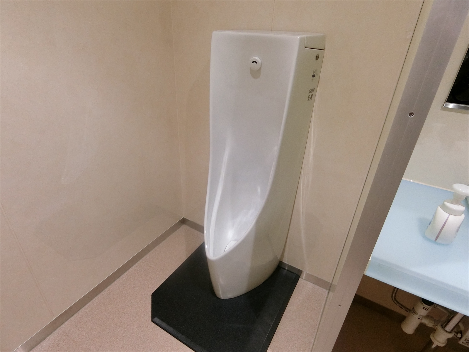 男性用トイレ