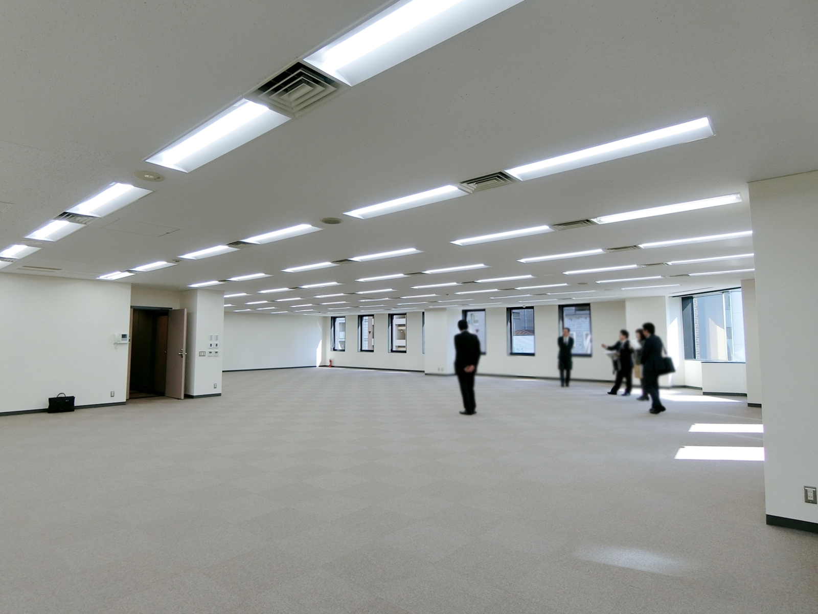 オフィス室内参考画像(3階)