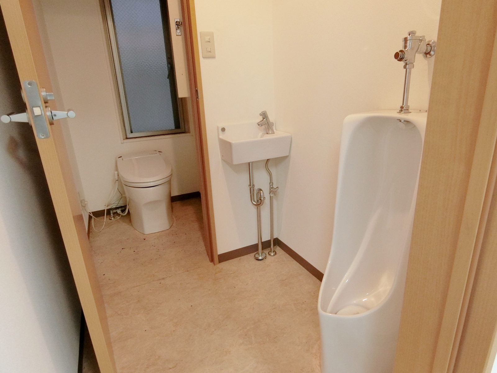 男性用トイレ