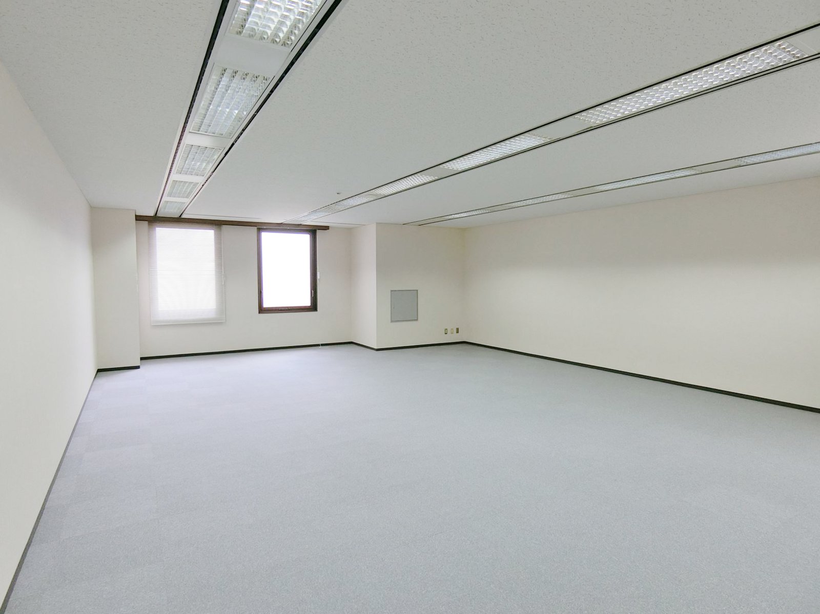 オフィス室内参考画像(※5階A)