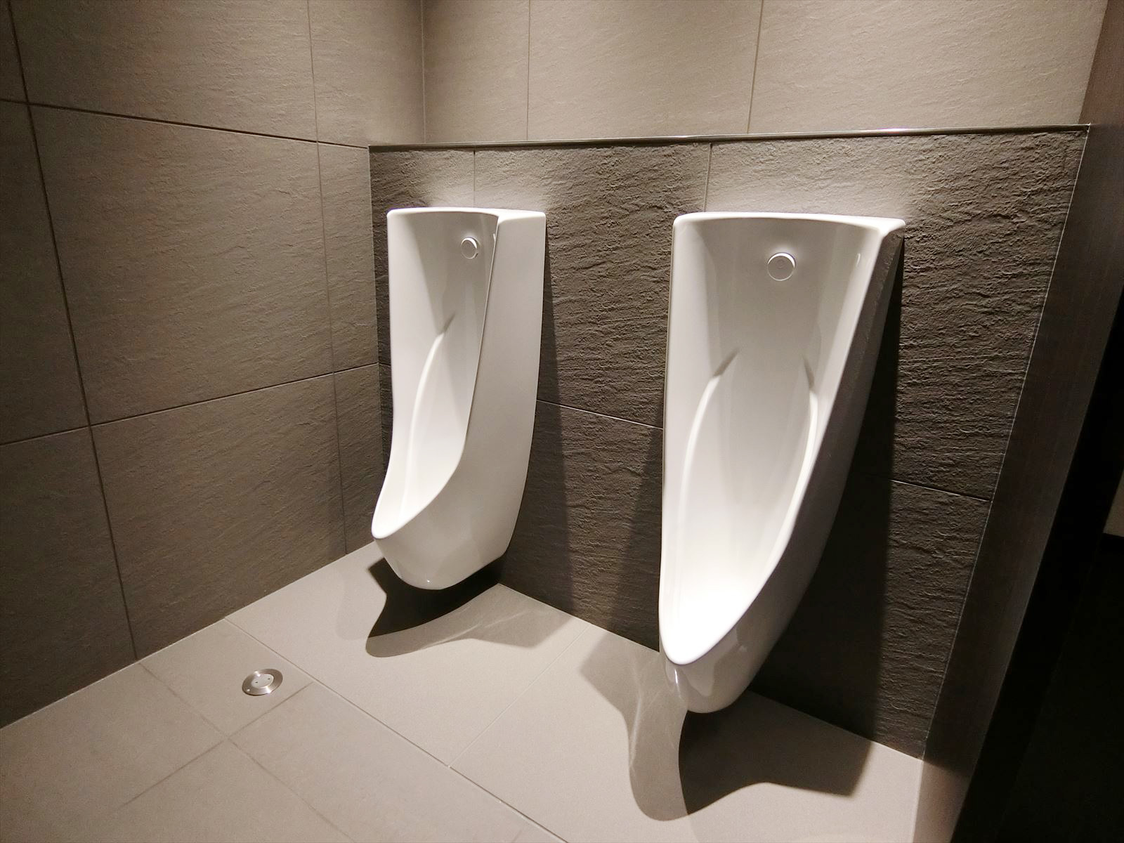 男性用トイレ