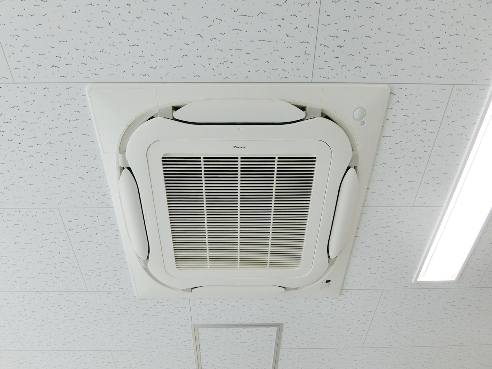 空調
