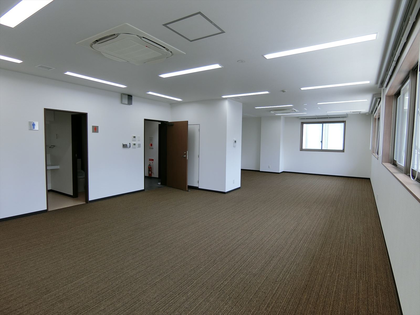 オフィス室内参考画像（4階）