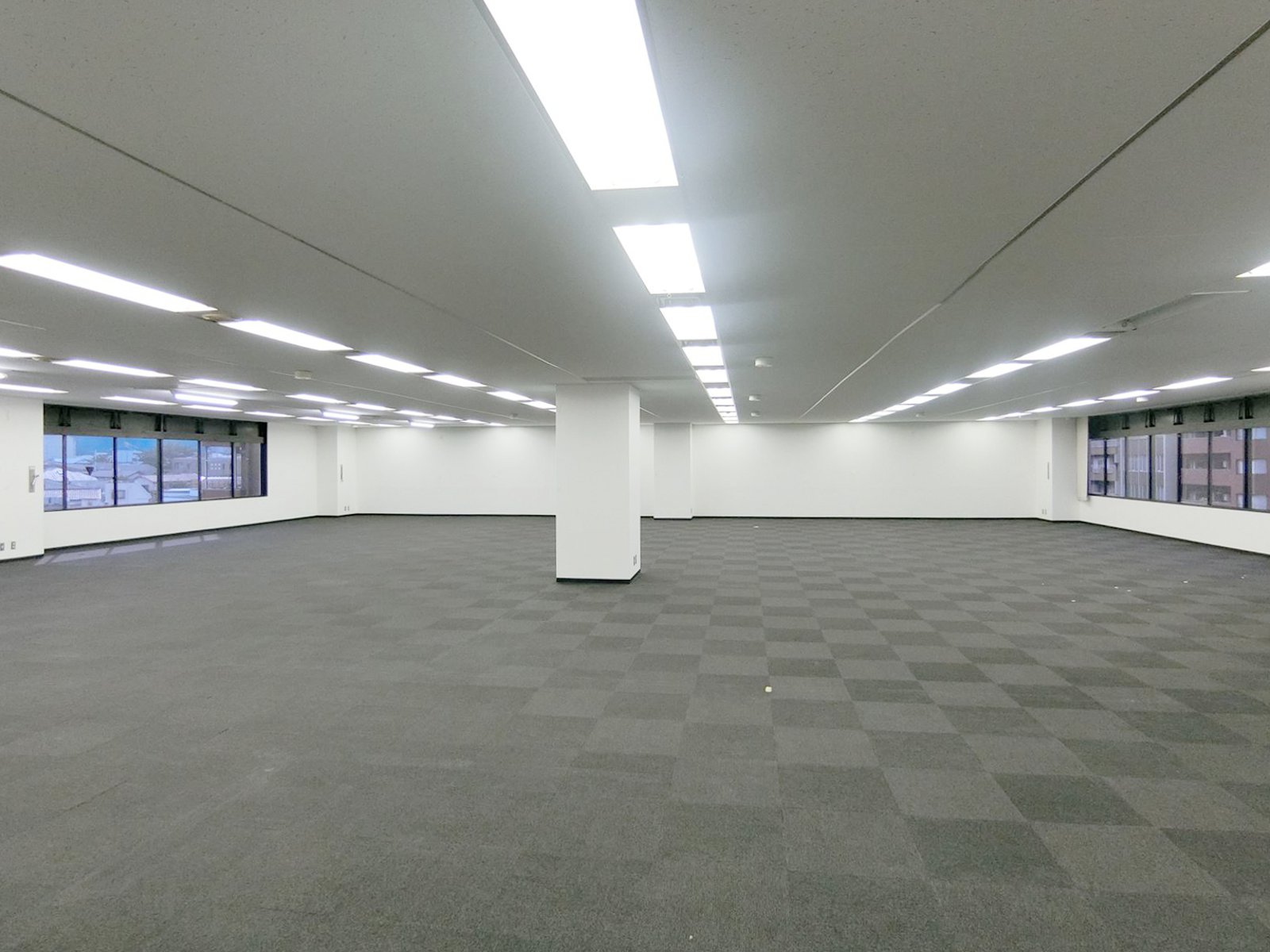 オフィス室内参考画像