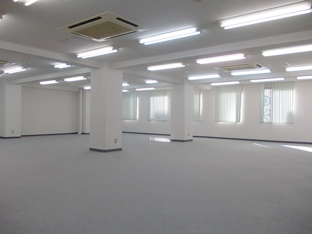 オフィス室内参考画像