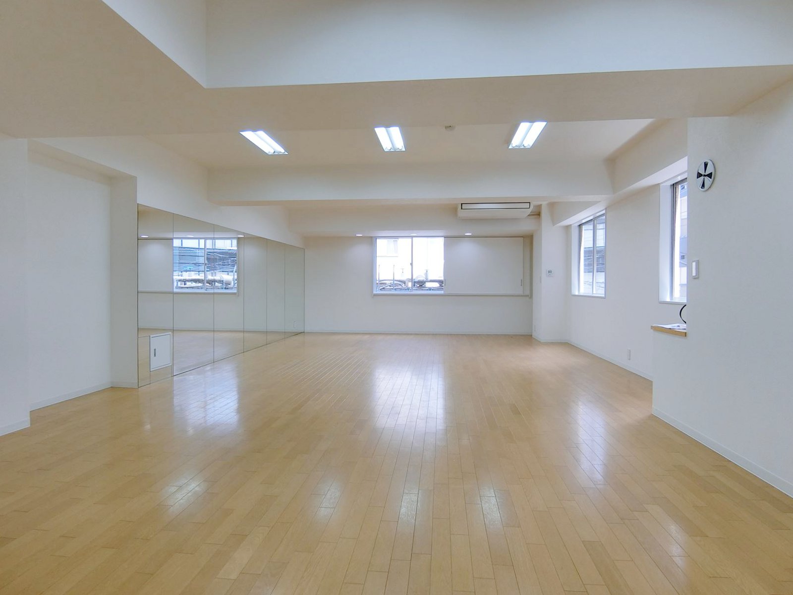 オフィス室内参考画像(※2階)