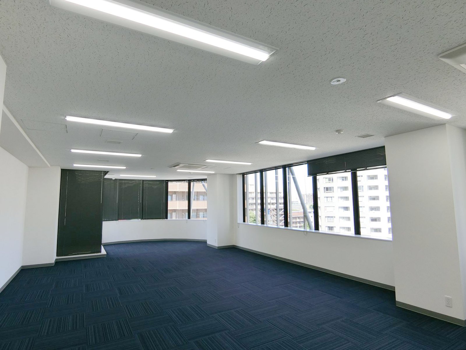 オフィス室内参考画像(※7階)