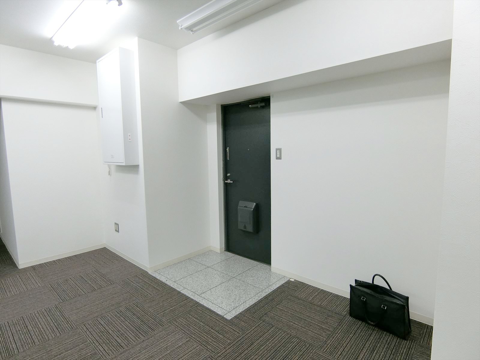 貸室出入口