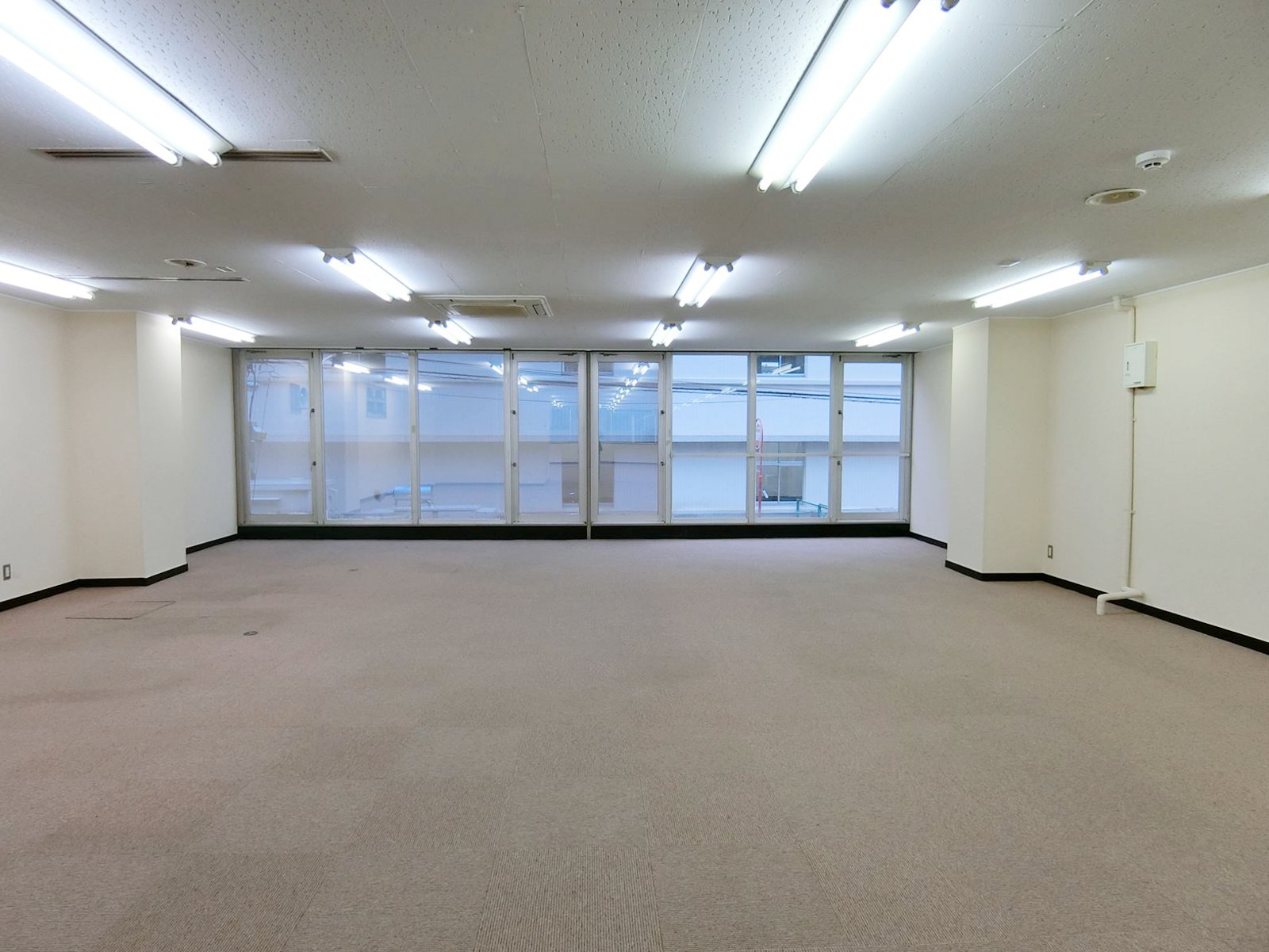 貸室別角度からの様子
