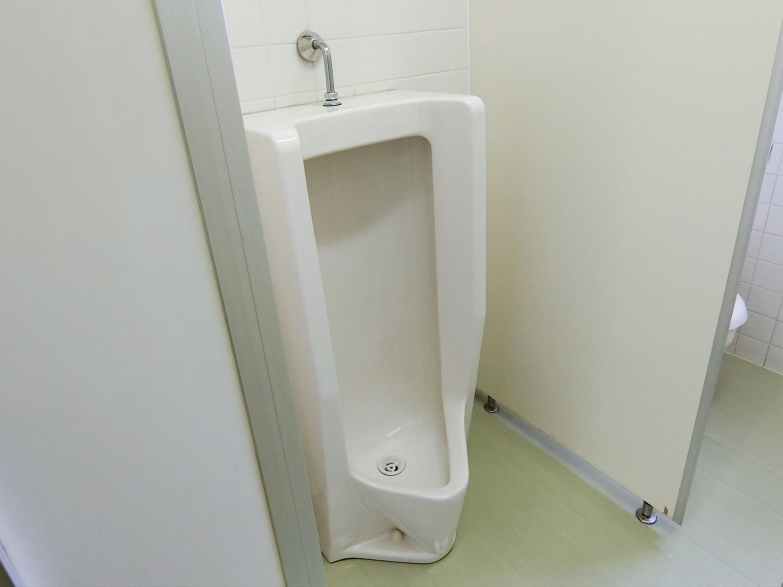 男性用トイレ