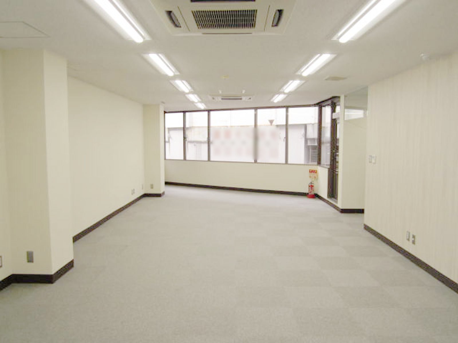 オフィス室内参考画像(3階)