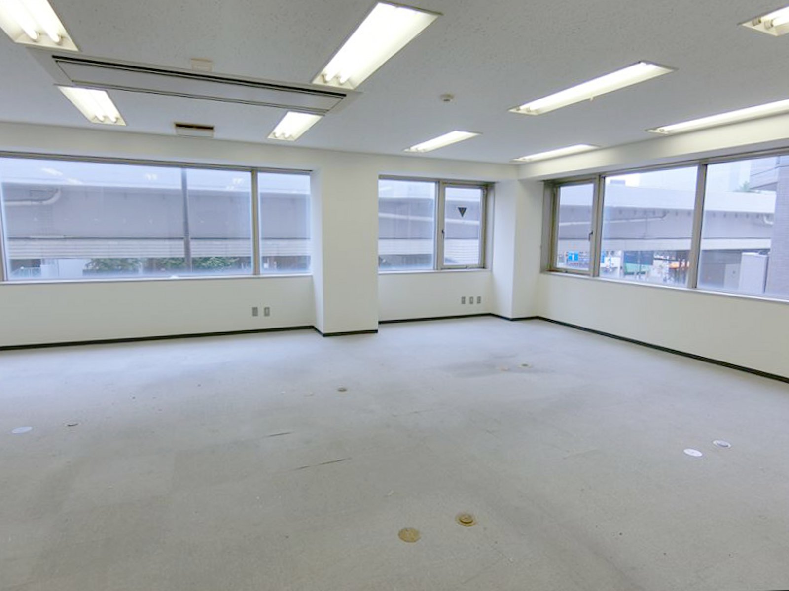 オフィス室内参考画像(※3階)