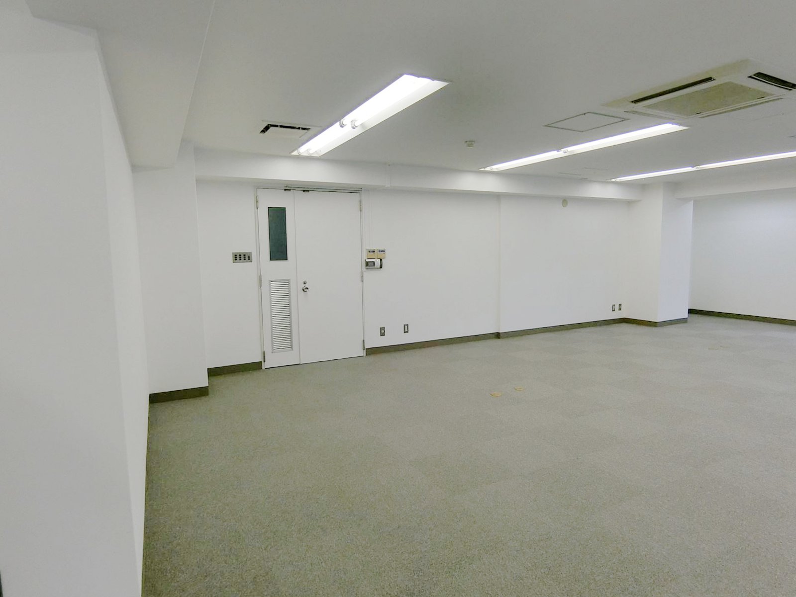 貸室角の様子