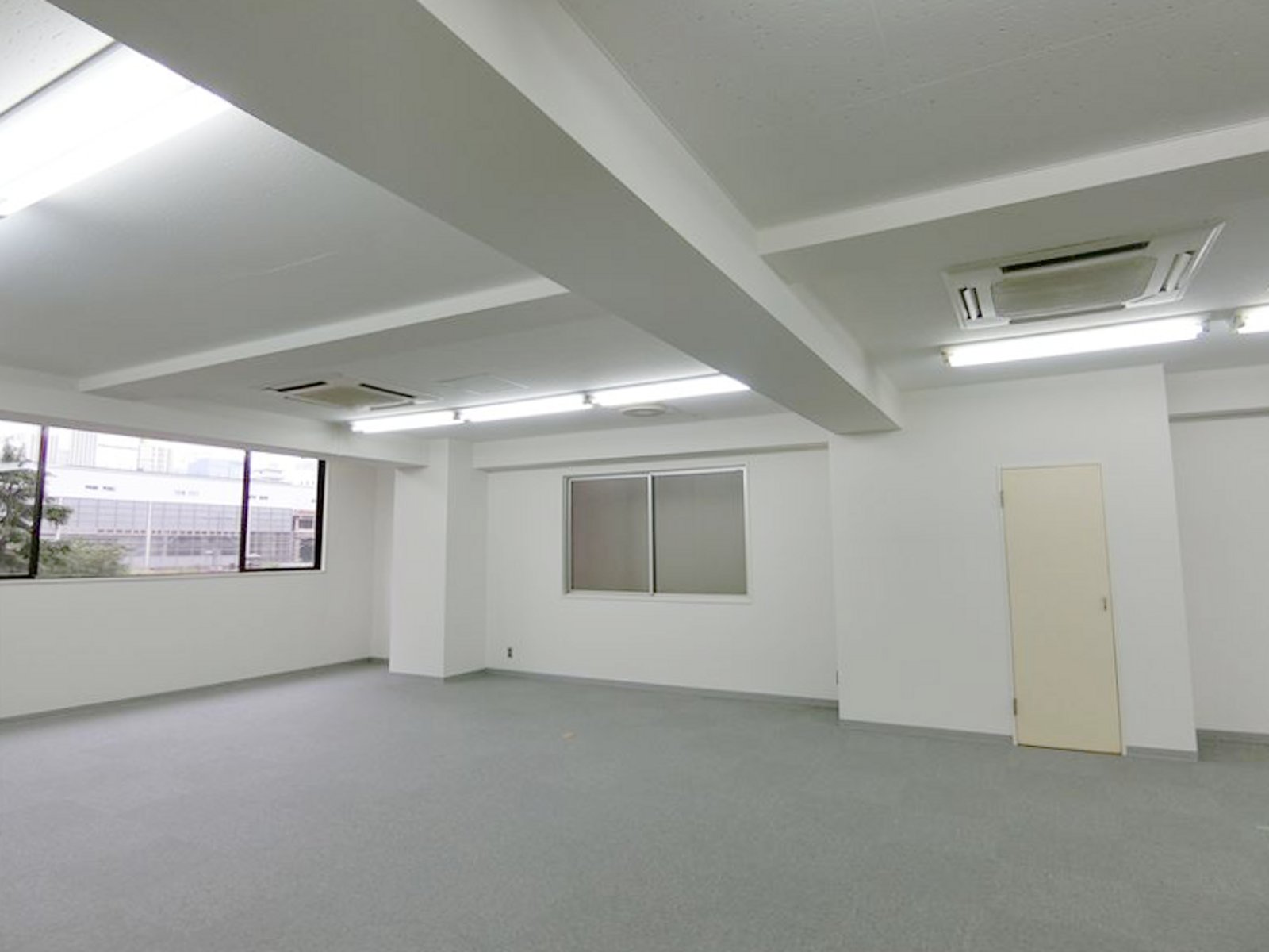 貸室別角度からの様子