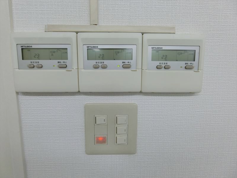スイッチ類