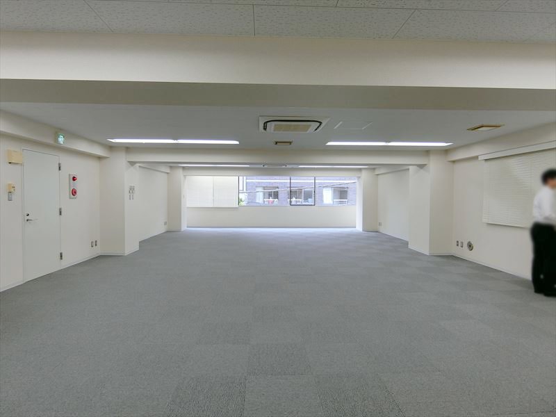 オフィス室内参考画像