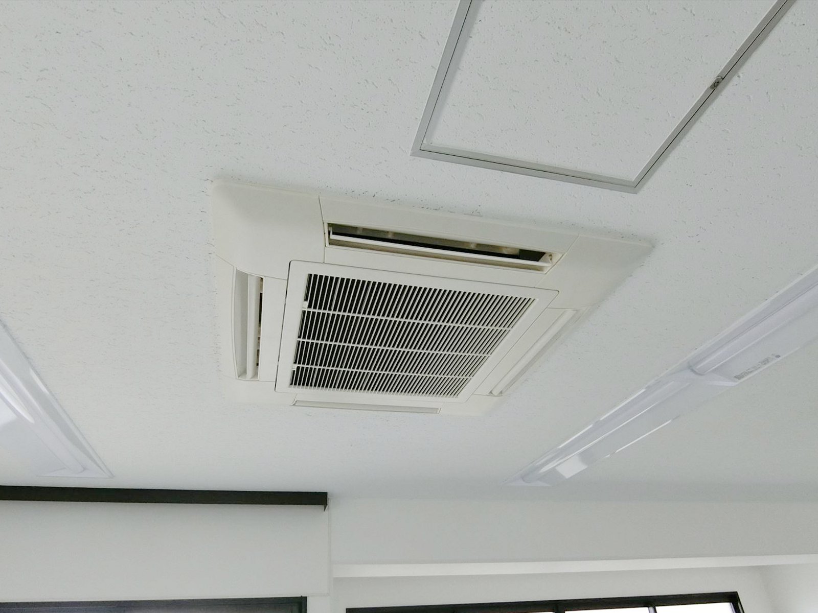 空調