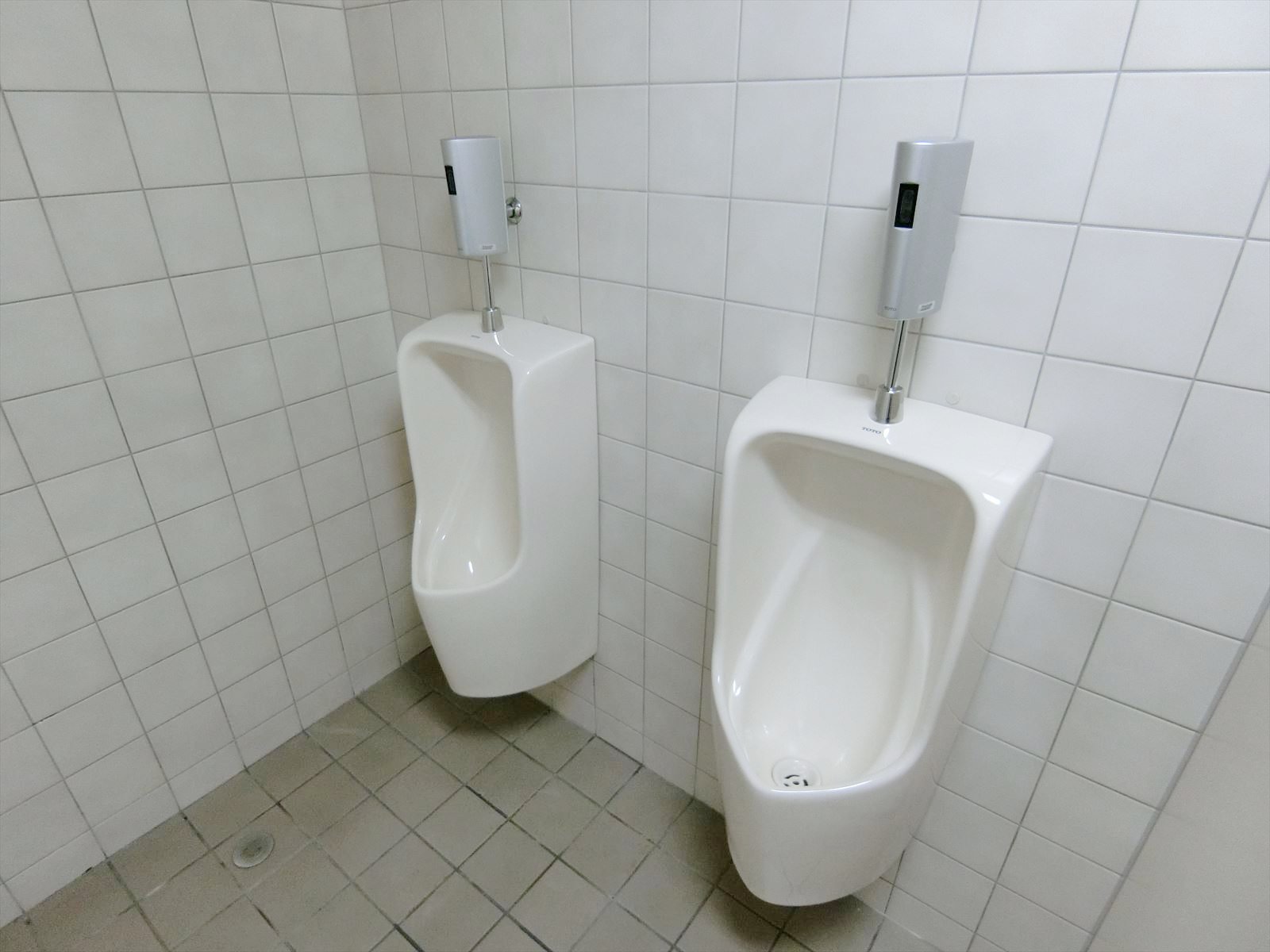 男性用トイレ