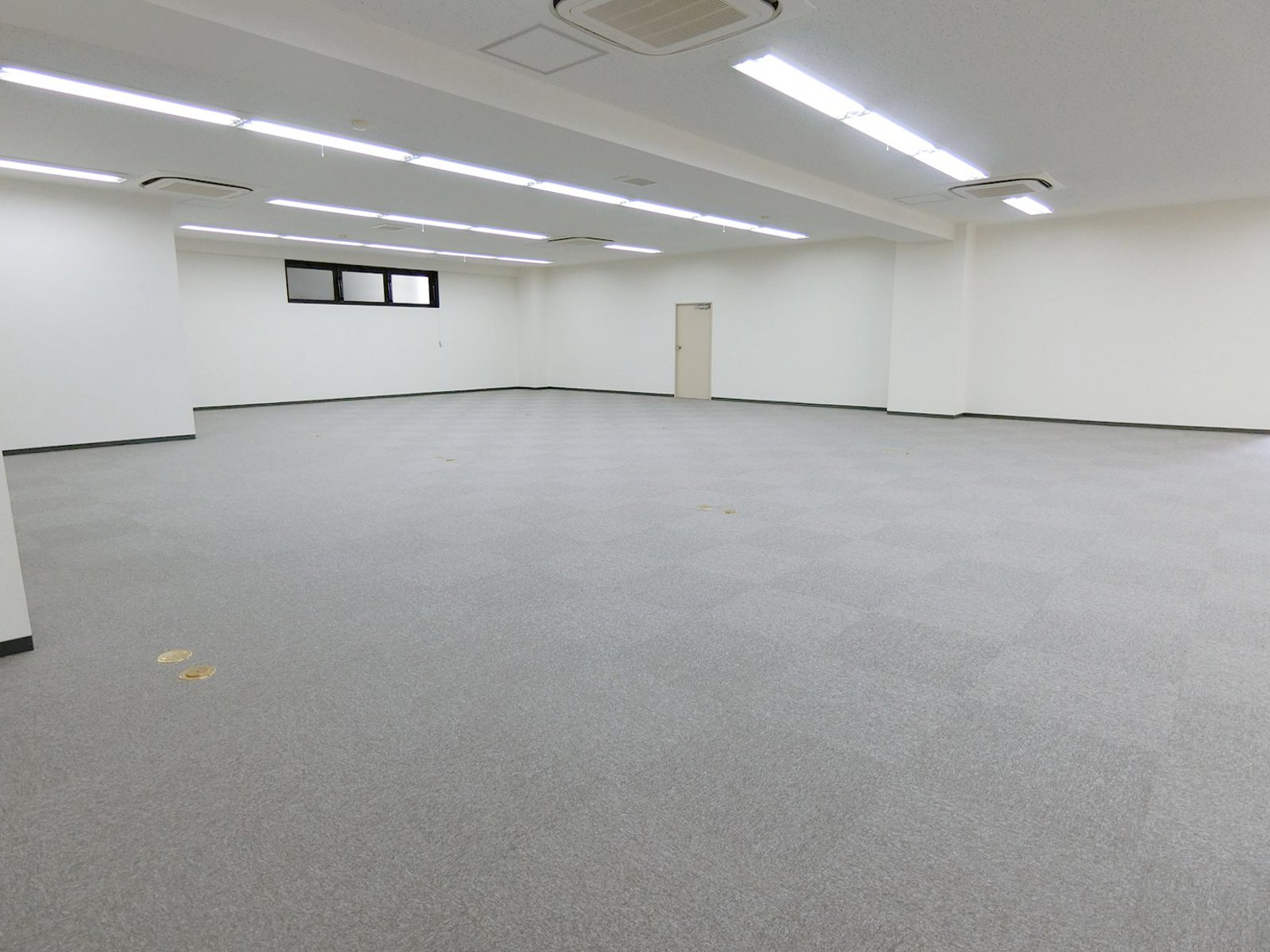 オフィス室内参考画像(※5階)