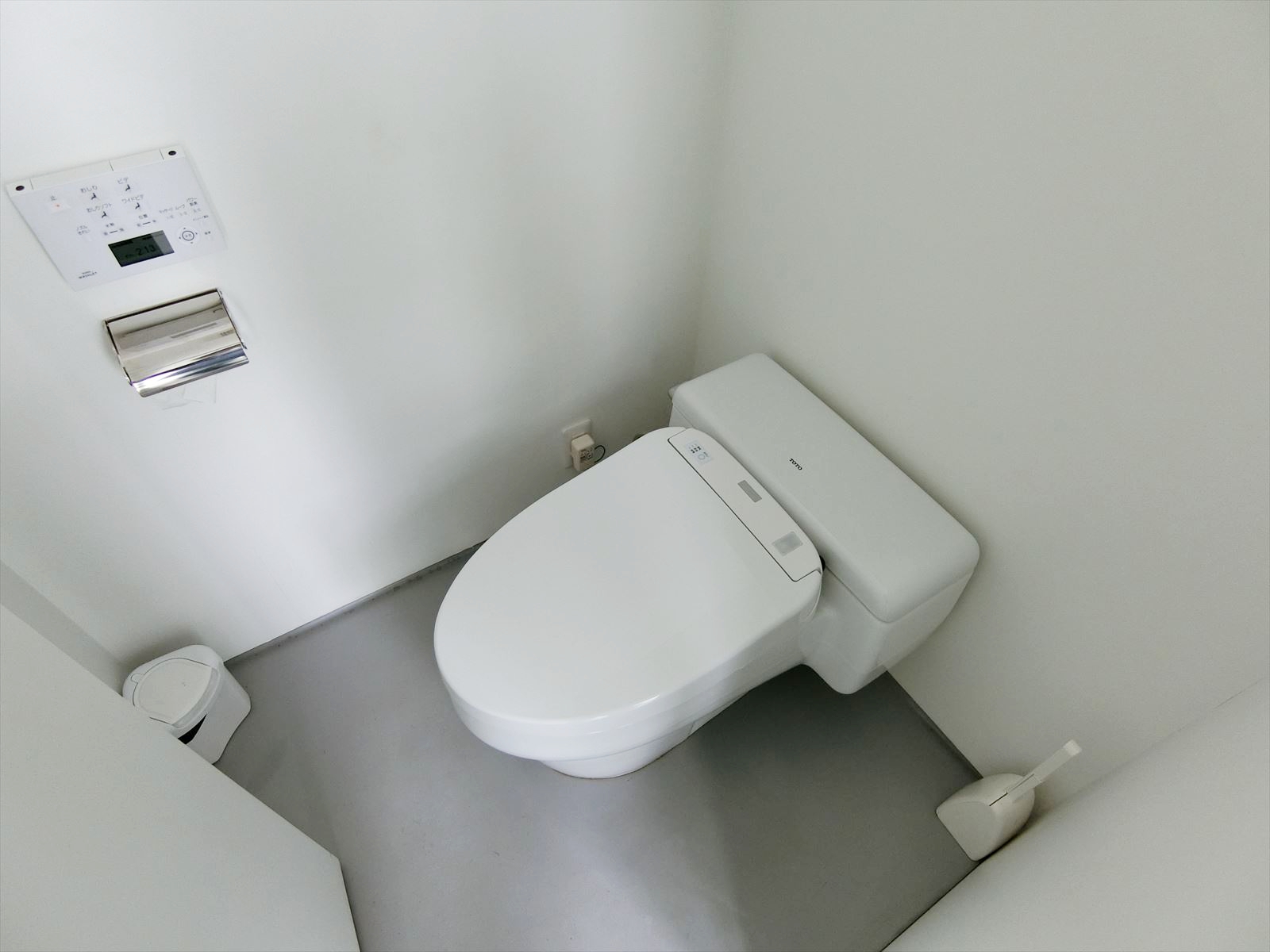 トイレ個室