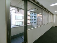 ワースリビングFKOビルの部屋の雰囲気.2