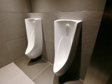 男性用トイレ