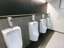 男性用トイレ