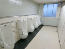 男性用トイレ