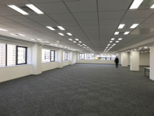 オフィス室内参考画像