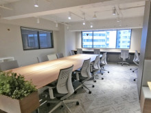 オフィス室内参考画像