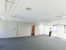 オフィス室内参考画像