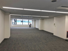 オフィス室内参考画像