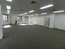 オフィス室内参考画像