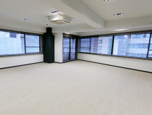 オフィス室内参考画像