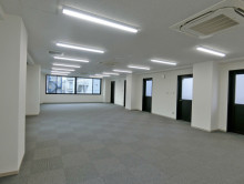 オフィス室内参考画像