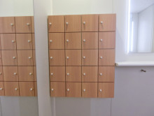 女性用トイレ専用小物入れ