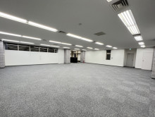 オフィス室内参考画像