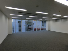 オフィス室内参考画像