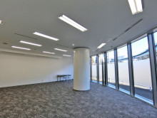 オフィス室内参考画像