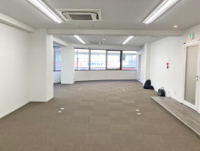 オフィス室内参考画像