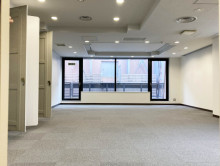 オフィス室内参考画像